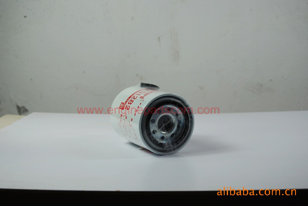 CCEC康明斯柴油發(fā)動機(jī)燃油濾清器FS1282
